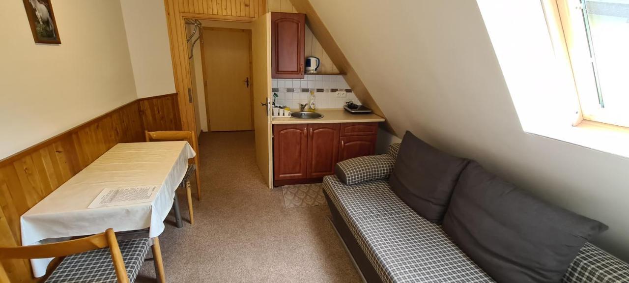 Apartmány Pony Ludvíkov Zewnętrze zdjęcie